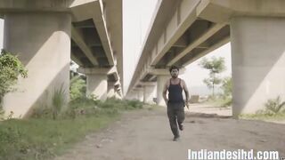 Main Yahan Tu Wahan 2024 Ullu Hindi Porn Web Series Episode 8