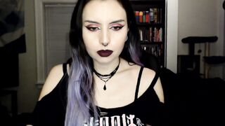 Live record of rυnαcrοw reaching her tips goal - 1/6/2024