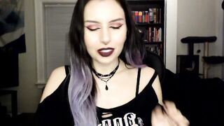 Live record of rυnαcrοw reaching her tips goal - 1/6/2024
