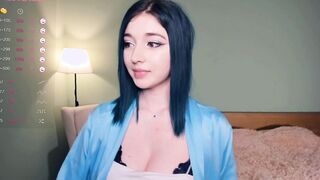 Live record of ƴουr_dęsssert reaching her tips goal - 1/6/2024