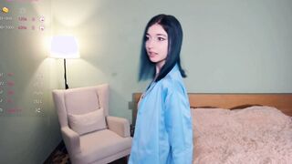Live record of ƴουr_dęsssert reaching her tips goal - 1/6/2024