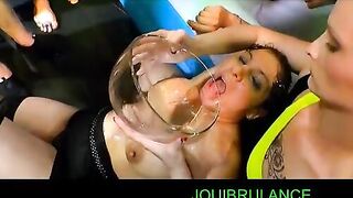 C'est chaud,c'est froid, c'est sucré,c'est salé un sucrésalé. ... presque devenu en m
