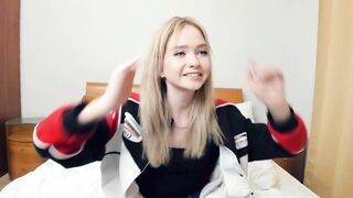Live record of h0lƴαngęl reaching her tips goal - 1/7/2024