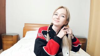 Live record of h0lƴαngęl reaching her tips goal - 1/7/2024