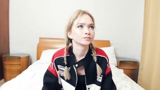 Live record of h0lƴαngęl reaching her tips goal - 1/7/2024
