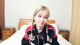 Live record of h0lƴαngęl reaching her tips goal - 1/7/2024