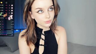 Live record of cυtę_cαprίce reaching her tips goal - 1/7/2024