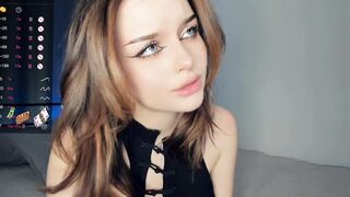 Live record of cυtę_cαprίce reaching her tips goal - 1/7/2024