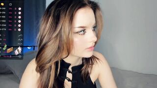 Live record of cυtę_cαprίce reaching her tips goal - 1/7/2024