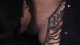 Horny Jane Wilde gags on two big dicks in trans threesome