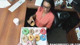 Hot Arianna Knight gets fucked by her boss in the office
