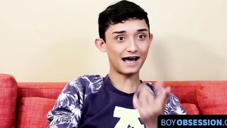 Twink masturbates while flaunting his ass and cock