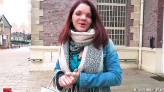 Gabrielle, 31 years older, medical secretary into Beauvais!