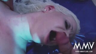 Platinum Blonde Skank Getting Bukkaked
