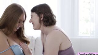 Chubby lesbians pussy licking and squirting action