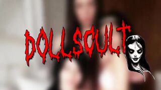 Slender Mistress Offer Wonderful Hand Job