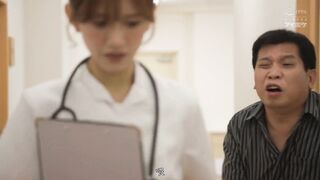 The nurse who falls into the thick kissing sex with the uncle 1of5