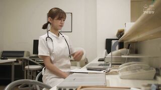 The nurse who falls into the thick kissing sex with the uncle 1of5