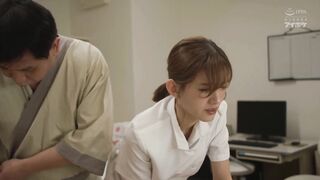 The nurse who falls into the thick kissing sex with the uncle 4of5