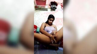 Tamil hot collection big pussy unsatisfied auntys hard fingering show part 2