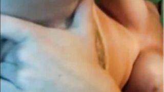 spreading my holes and fingering