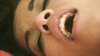 Morena rabuda gostosa