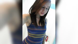 Beautiful Hot Teen Fingering Her Wet Pussy