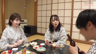 Four female bosses and a man I stayed at a hot spring inn on a business trip 1of5