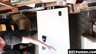Thief with a bangedup back is getting exactly what he merits
