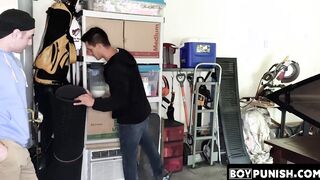 Jock shoplifter used raw rim and bang to escape punishment
