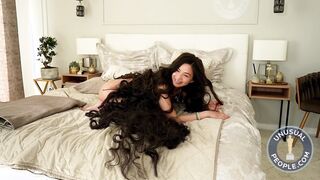 Unusual Award N.3 Girl Model's Record Pubic Hair Phenomena