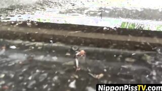 Attractive Japanese darlings give substantial gold