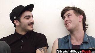 Perverted beauty tongues handsome guy cocks in threeway