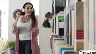 Latina TS slut lets handy man fuck her wet ass