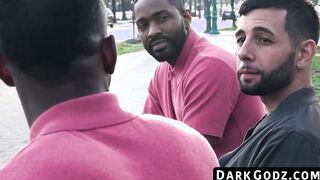 Raw and deep muscular ebony hunk ravages white man balls