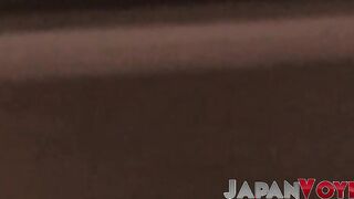 Japanese vixen toys with herself while taped by voyeur