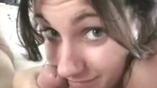 Amateur Cute Teen Getting Fucked And A Nice Facial
