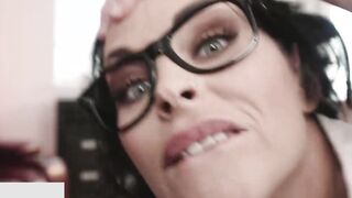 ＂I was Hoping YOU would text Me & Send Me YOUR Dick Pics＂ Teacher Eliza Rae says