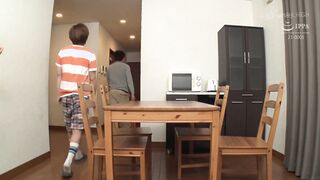Aunt can not refuse insertion 7 creampie SP 2of5