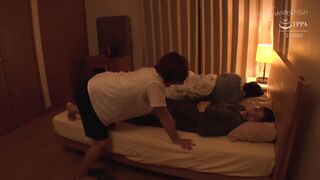 Aunt can not refuse insertion 7 creampie SP 2of5