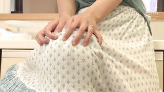 Aunt can not refuse insertion 7 creampie SP 4of5