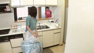 Aunt can not refuse insertion 7 creampie SP 4of5