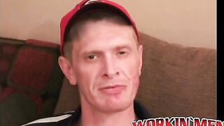 Older amateur has a fun time stroking his cock on the couch