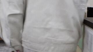 Sensitive woman who is cum while crying in double acme inserted at the same time 3of5
