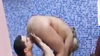 Loira rabuda gostosa
