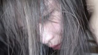 Sensitive woman who is cum while crying in double acme inserted at the same time 5of5