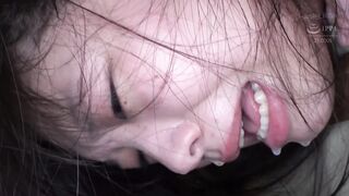 Sensitive woman who is cum while crying in double acme inserted at the same time 5of5