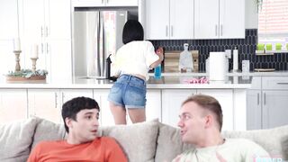 Stepmom wants a facial and creampie
