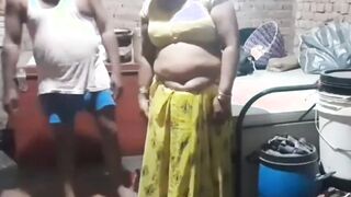 Sexy Indian girl Ridding Dick
