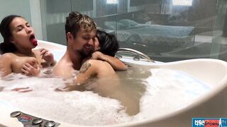 A Sweet & Goddess Bathtub 3 Way - Scarlett Taylor, Stephan & July two